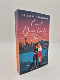 Außenansicht des Buches „Count your lucky Stars – Gibt es eine zweite Chance auf die erste Liebe?“