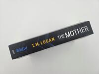 Außenansicht des Buches „The Mother – Sie hat den Mord nicht begangen. Doch wie soll sie es beweisen?“