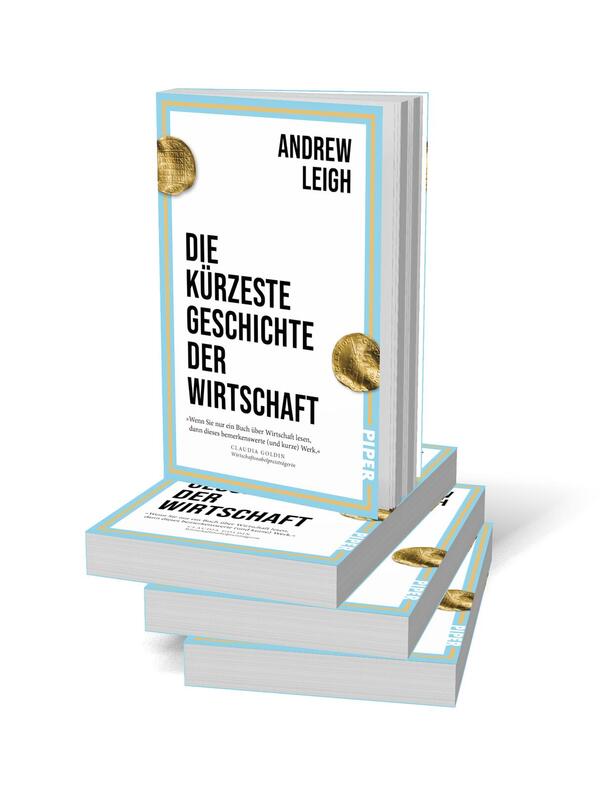 Bücherstapel des Buches „Die kürzeste Geschichte der Wirtschaft“