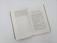 Außenansicht des Buches „Fühlen, was ist“