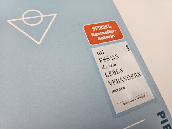 Außenansicht des Buches „Salt Water – Salzwasser“