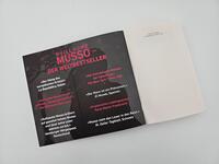 Außenansicht des Buches „Das Mädchen und der Verrat“