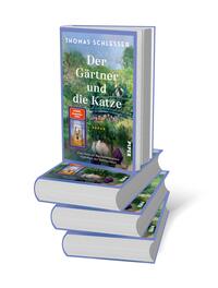 Bücherstapel des Buches „Der Gärtner und die Katze – Eine Reise zu den berühmtesten Gedichten der Weltliteratur“