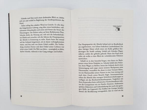 Innenansicht des Buches „Verdunkelung“