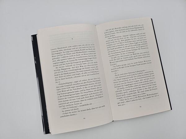 Außenansicht des Buches „Erde“