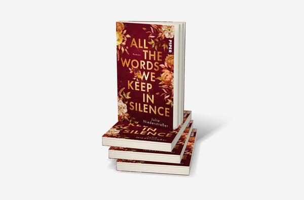 Bücherstapel des Buches „All the Words we keep in Silence“