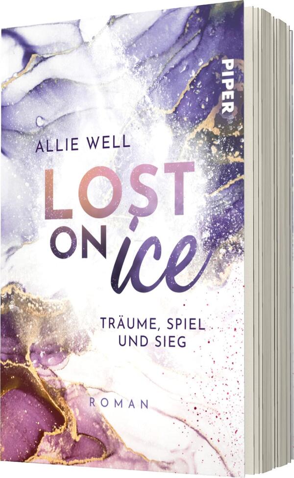 Das Buchcover zeigt eine farbenfrohe, marmorierte Hintergrundgestaltung in sanften Lilatönen, Gold und Weiß. Der Titel „LOST ON ICE“ ist in einer modernen, verspielten Schriftart in Weiß und Pink gehalten, wobei das Wort „ice“ kursiv ist. Darunter steht der Untertitel „Träume, Spiel und Sieg“ in schlichter Schrift. Der Autorenname, Allie Well, ist am oberen Rand des Covers platziert. Die insgesamt elegante und träumerische Atmosphäre wird durch die Farbverläufe und das Spiel der Formen unterstrichen.