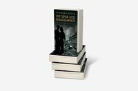 Bücherstapel des Buches „Die Spur der Grausamkeit“