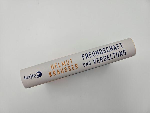 Innenansicht des Buches „Freundschaft und Vergeltung“