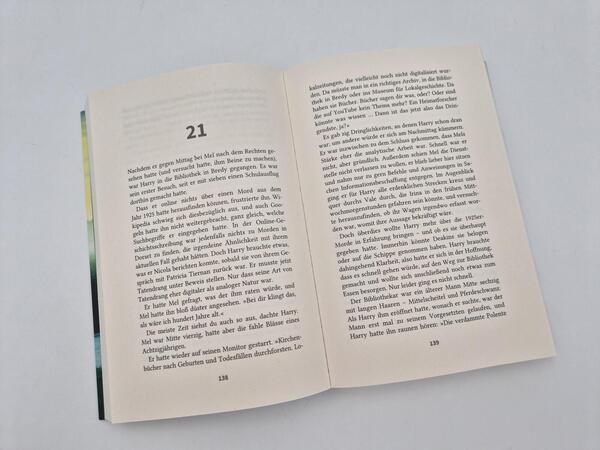 Außenansicht des Buches „Septembermord“