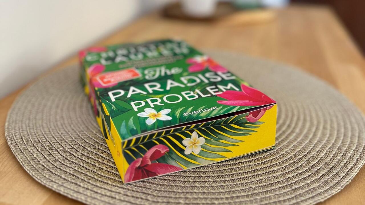 Christina Lauren: The Paradise Problem mit Farbschnitt