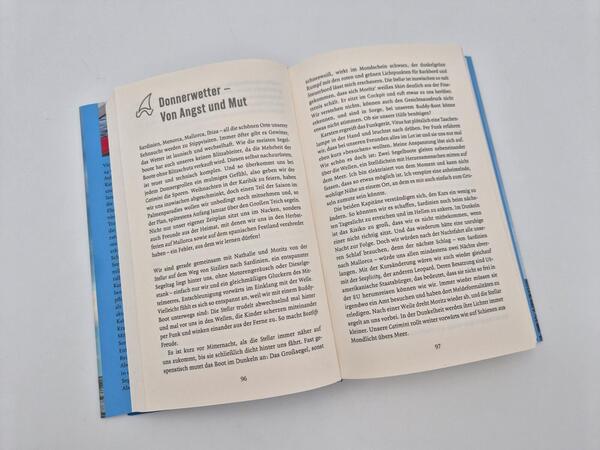 Außenansicht des Buches „Kurswechsel ins Blaue“