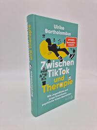 Außenansicht des Buches „Zwischen TikTok und Therapie“