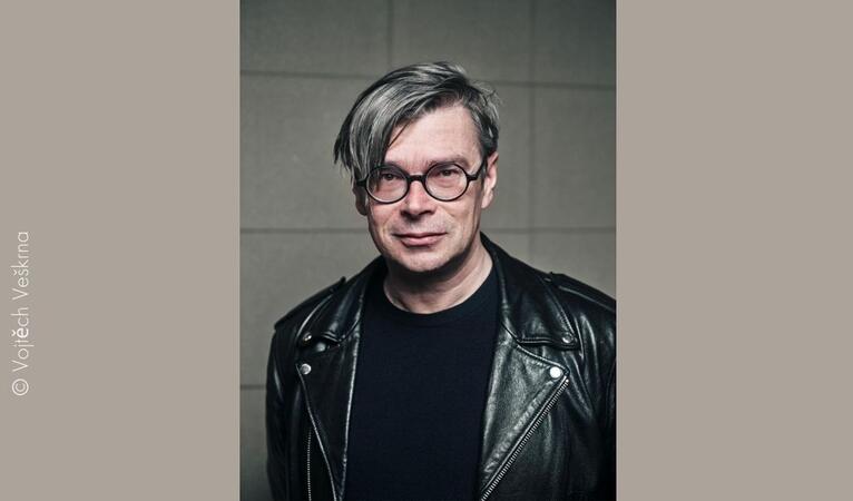 Jaroslav Rudiš erhält Bundesverdienstkreuz