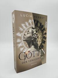 Außenansicht des Buches „Göttin der Vergessenen“