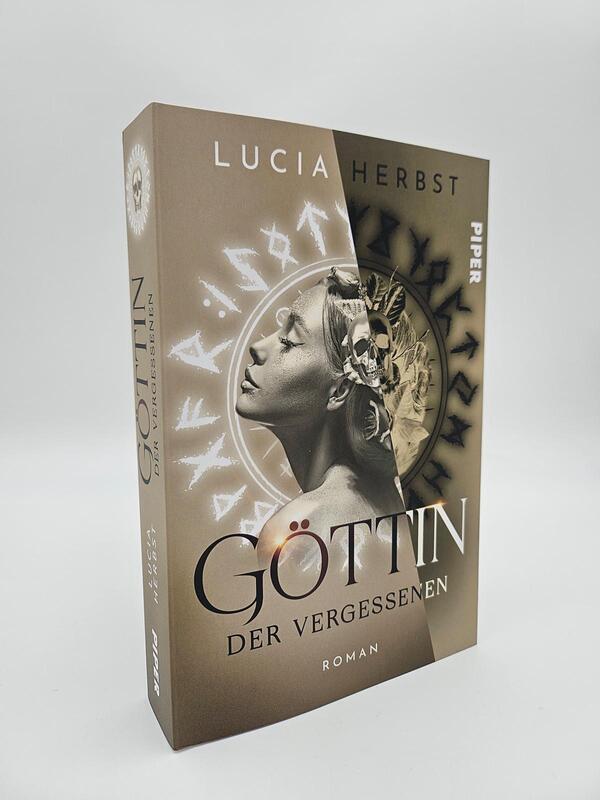 Außenansicht des Buches „Göttin der Vergessenen“