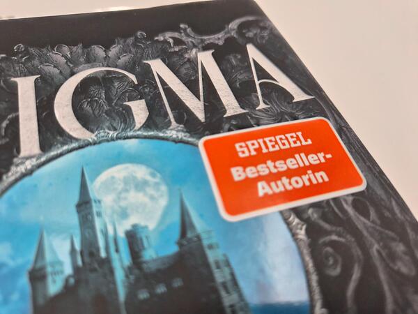 Außenansicht des Buches „Enigma – Wahrheit, Begehren, Dunkelheit“