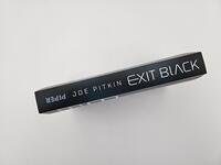 Außenansicht des Buches „Exit Black“