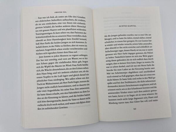 Innenansicht des Buches „Die kommenden Jahre“