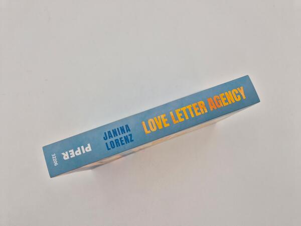 Außenansicht des Buches „Love Letter Agency“
