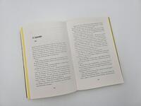 Außenansicht des Buches „Niemand hört dich“