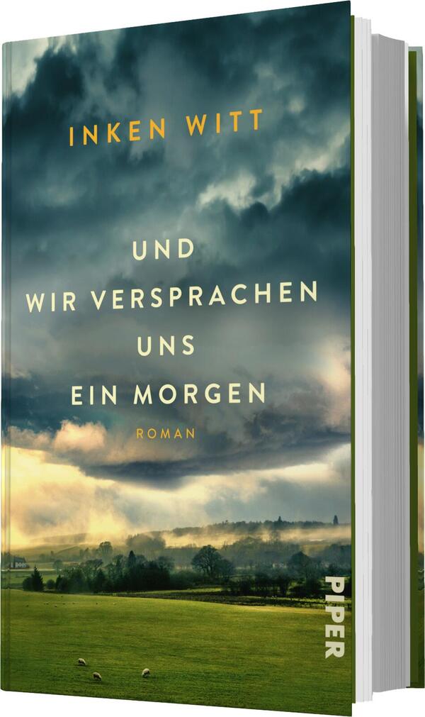 Das Buchcover zeigt einen bewölkten Himmel in unterschiedlichen Grautönen, der eine melancholische Atmosphäre vermittelt. Im Vordergrund ist eine sanfte, grüne Landschaft mit Wiesen und einem kleinen Horizont zu sehen. Der Titel „UND WIR VERSPROCHEN UNS EIN MORGEN“ steht in großen, weißen Buchstaben, darunter der Zusatz „Roman“ in kleinerer Schrift. Der Name der Autorin „INKEN WITT“ erscheint oben in goldener Schrift.
