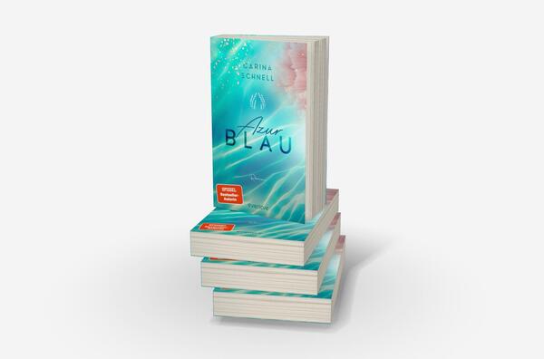 Bücherstapel des Buches „Azurblau“