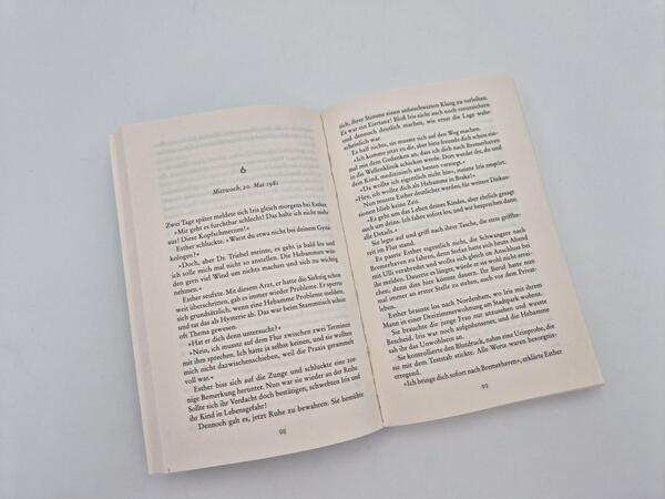 Außenansicht des Buches „Zwischen Abschied und Neubeginn“
