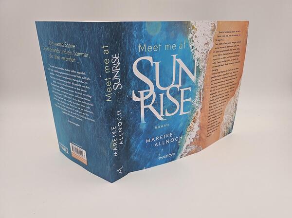 Außenansicht des Buches „Meet Me at Sunrise“