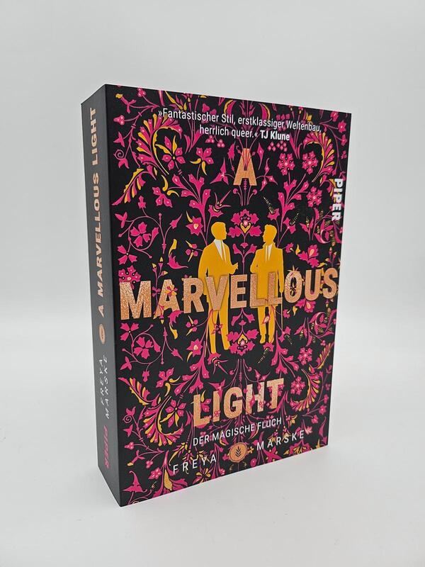 Innenansicht des Buches „A Marvellous Light “
