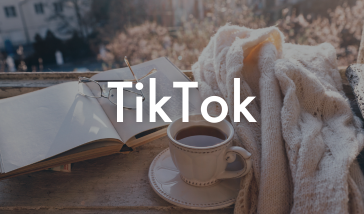 Moodbild Buch mit Teetasse