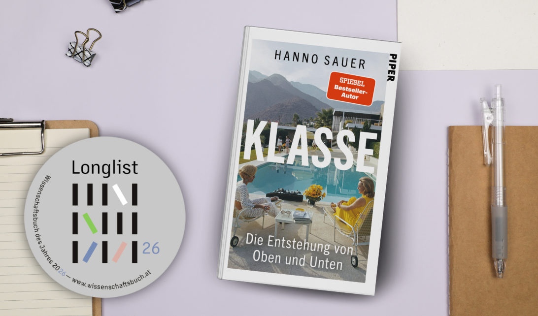 "Klasse" von Hanno Sauer liegt mit Schreibutensilien auf einem Tisch. Der nominiert-Button für das Wissenschaftsbuch des Jahres 2026 ist in der linken unteren Ecke zu sehen.