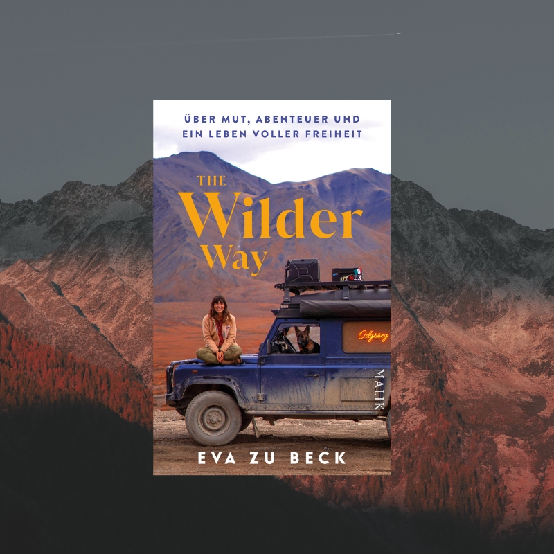 Cover von „The Wilder Way“ vor einem Bergmassiv